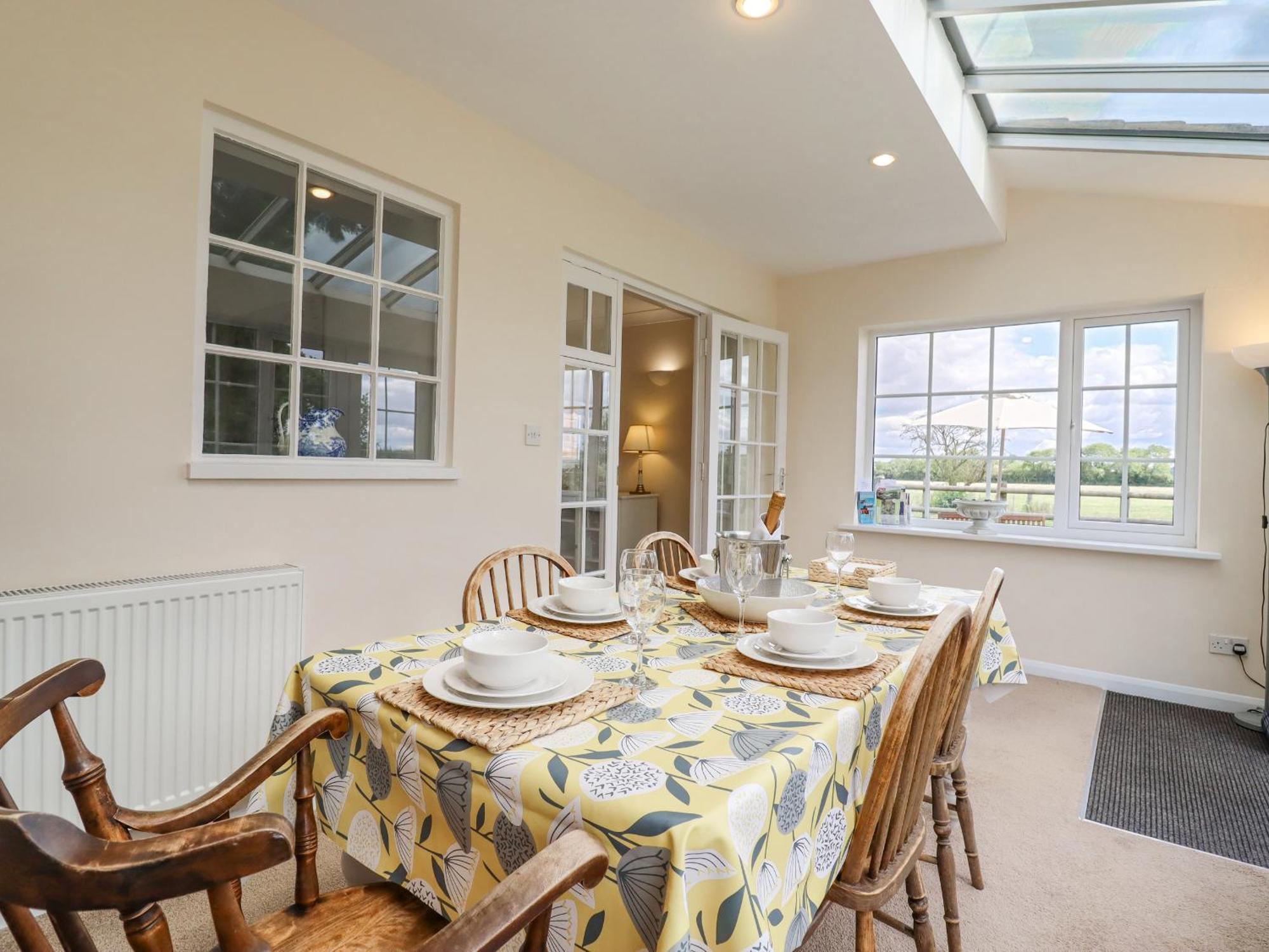 Redwood Cottage Covington  Экстерьер фото